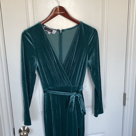 Velvet DB Studio Dress - Picture 3 of 5